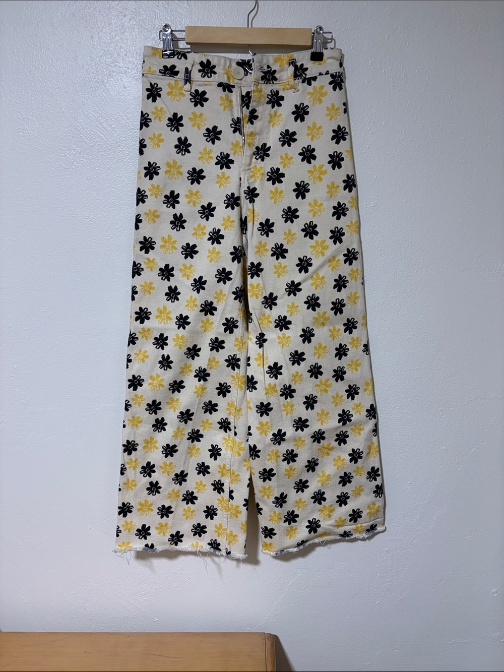 Zara Daisy Print Pants - Yellow & Black